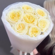 Букет из белых пионовидных роз Букет из белых пионовидных роз